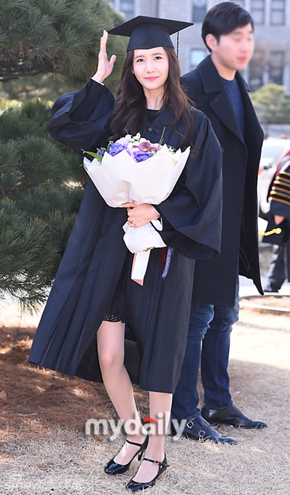 Yonna, Yoona SNSD, Yoona tốt nghiệp đại học, Yoona SNSD tốt nghiệp đại học